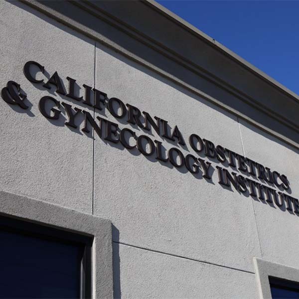 Exterior View of the California Obstetrics & Gynecology Institute in Bakersfield, CA