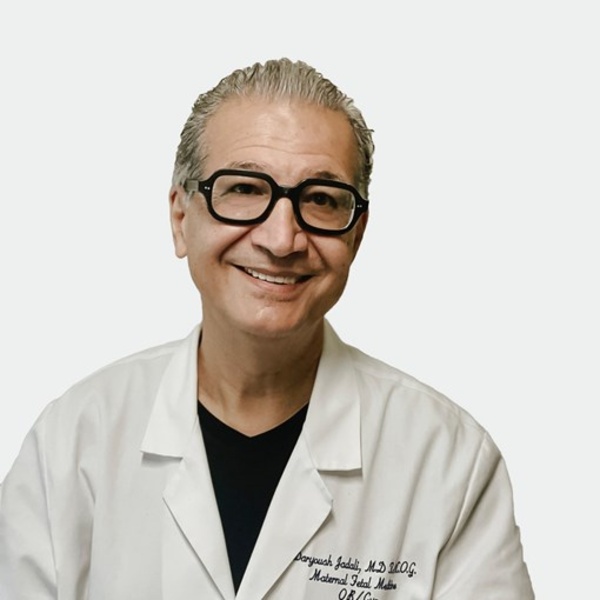 Daryoush Jadali Headshot of Burbank Ca