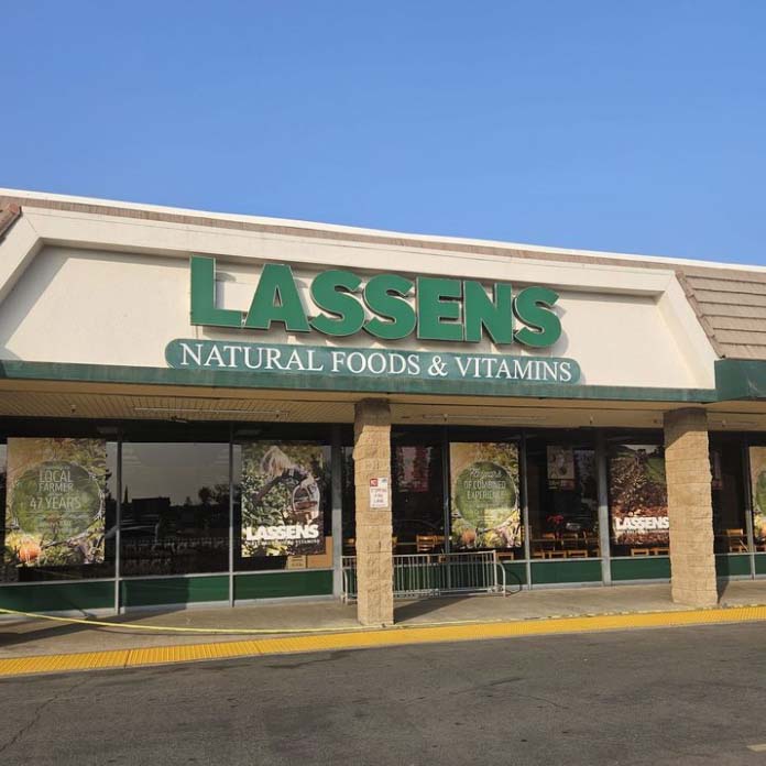Outside view of the Lassens grocery store in Bakersfield, CA