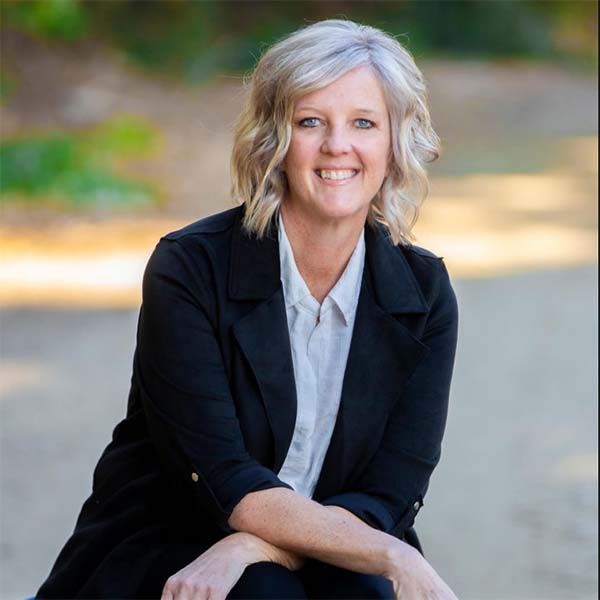 Rebecca Lane, Mobile Notary Public in Bakersfield, CA